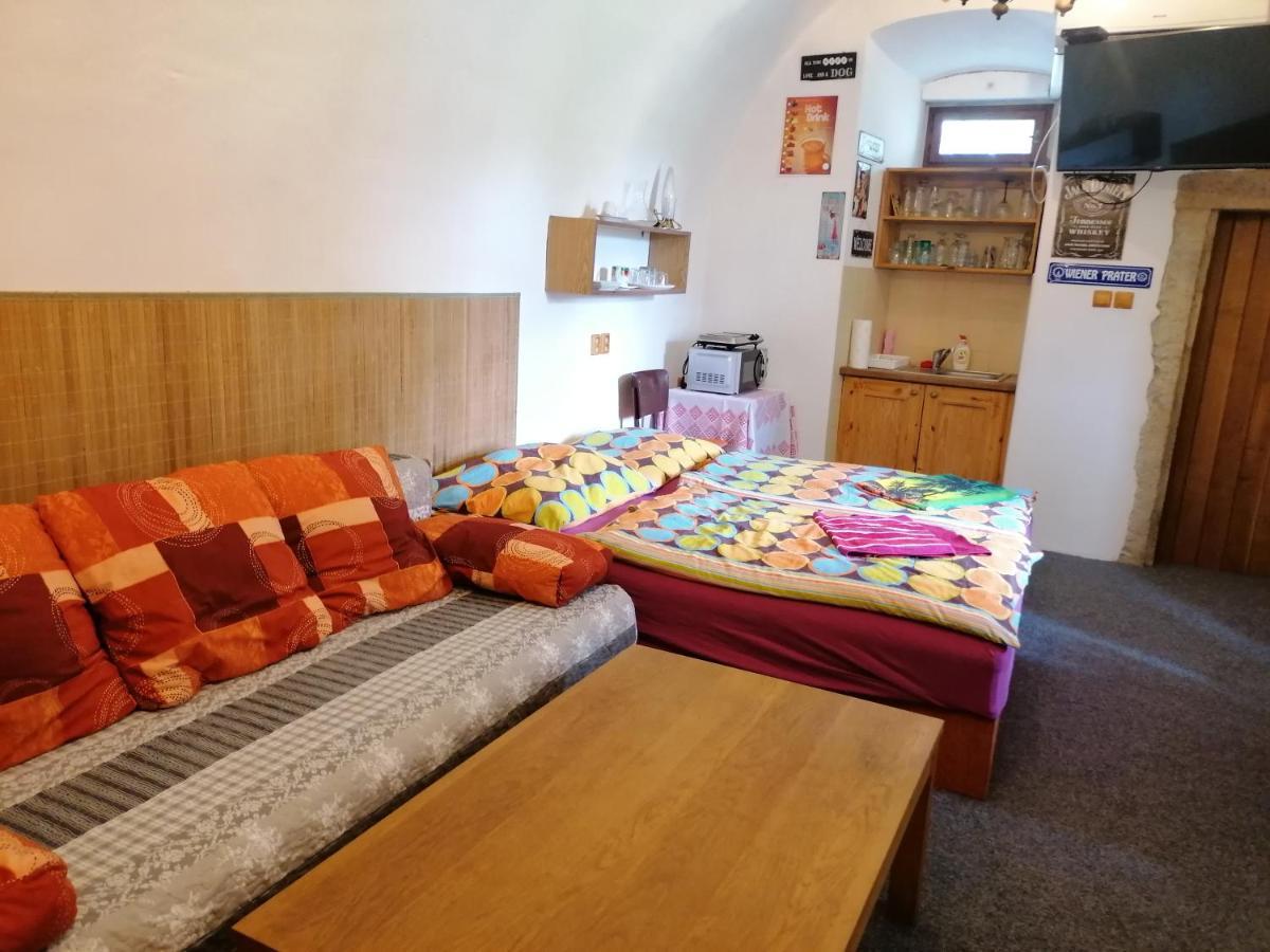 Fara Choustnikovo Hradiste Hotel Bagian luar foto