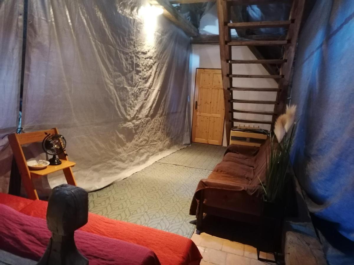 Fara Choustnikovo Hradiste Hotel Bagian luar foto
