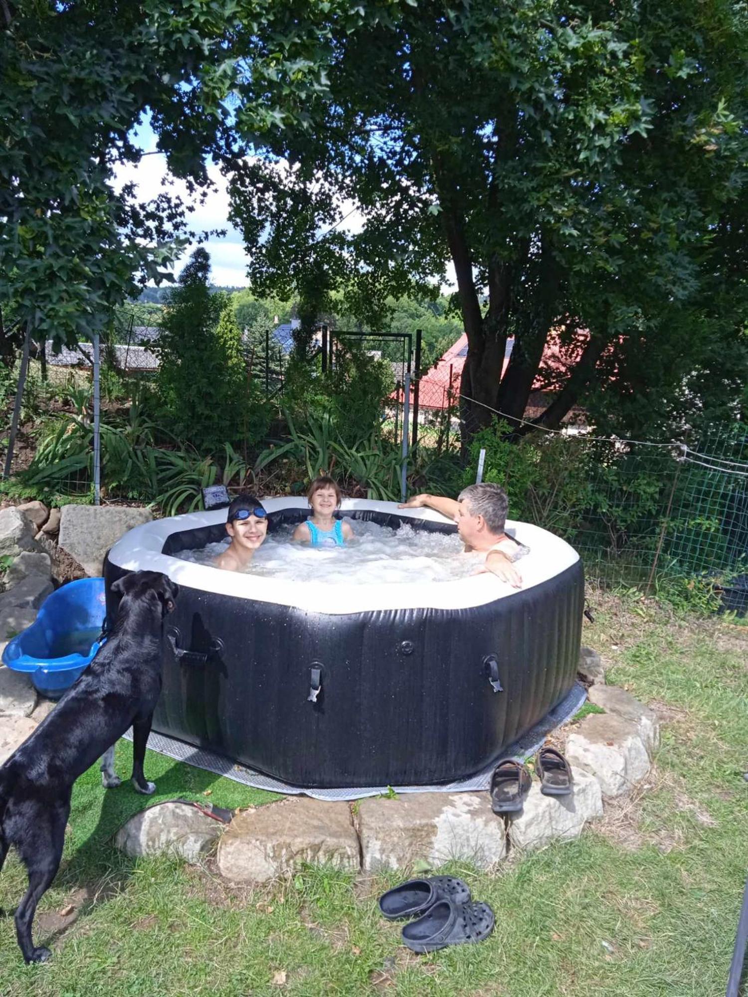 Fara Choustnikovo Hradiste Hotel Bagian luar foto