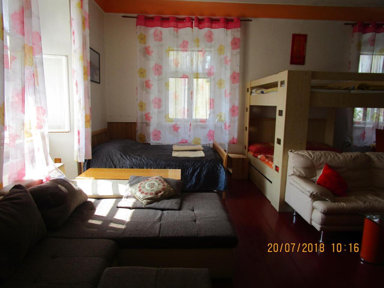Fara Choustnikovo Hradiste Hotel Bagian luar foto