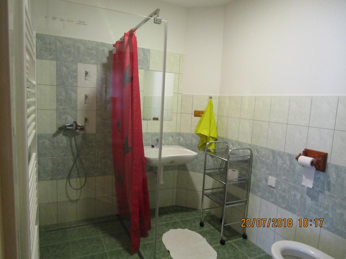 Fara Choustnikovo Hradiste Hotel Bagian luar foto